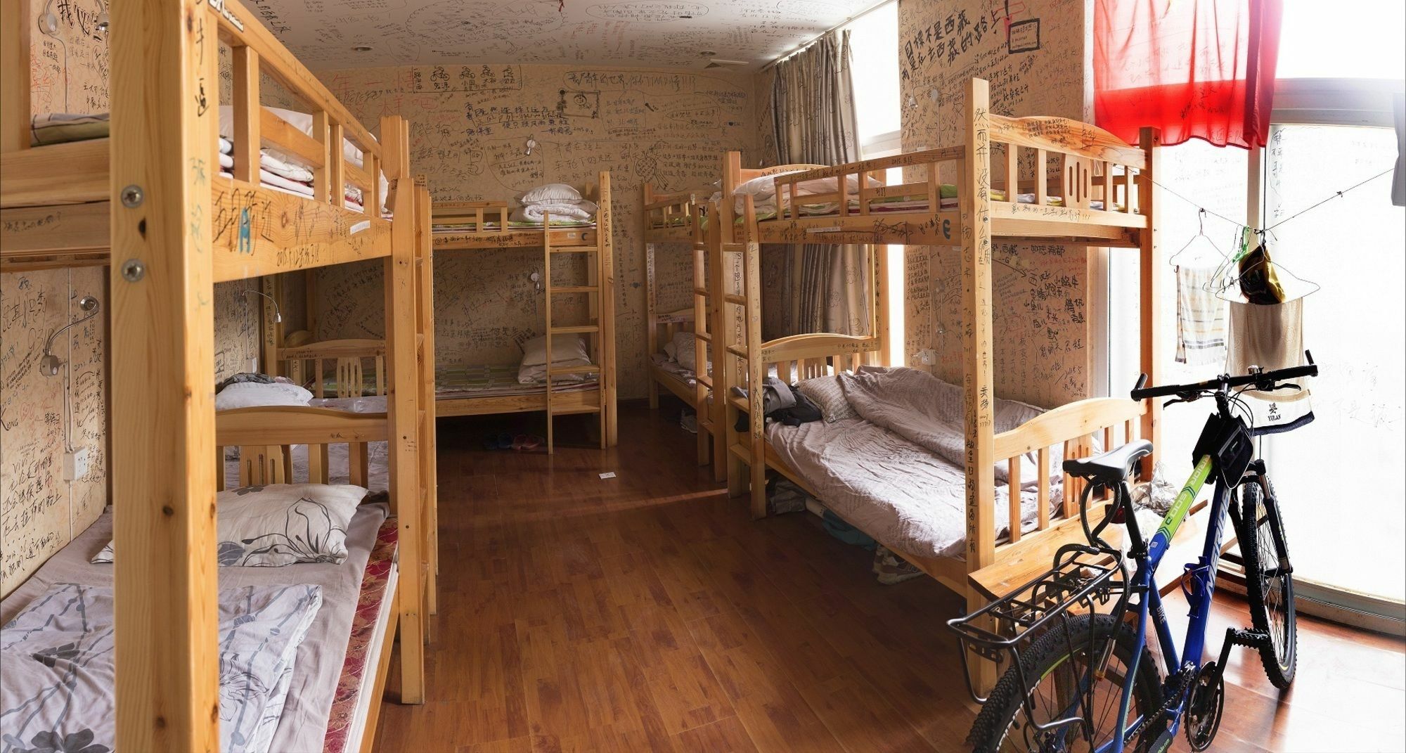 Dengba Hostel Chengdu Branch Exterior photo